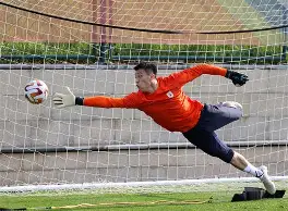 天博体育官网有实力-清晨塞维利亚临场应变——荷甲节点到来，话题不断，阵容厚度经受考验